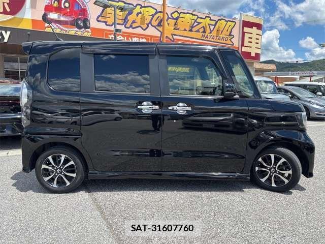 Honda N BOX CUSTOM 2019-01 8371948-17