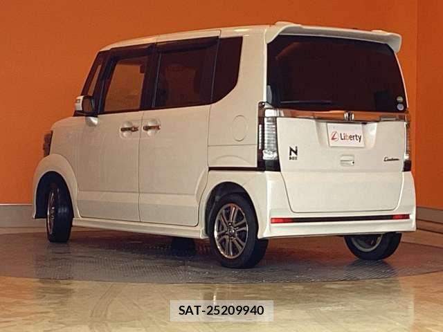 Honda N BOX CUSTOM 2016-10 8371951-11