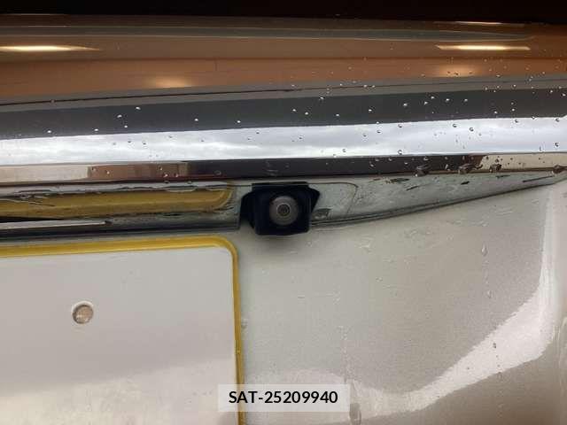 Honda N BOX CUSTOM 2016-10 8371951-12