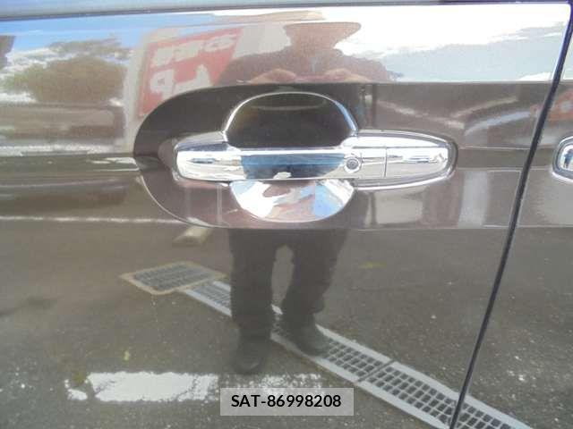 Honda N BOX CUSTOM 2020-12 8371949-13