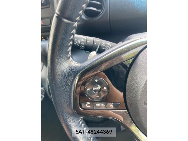 Honda N BOX CUSTOM 2019-10 8371952-15