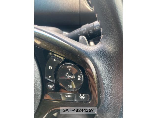 Honda N BOX CUSTOM 2019-10 8371952-16