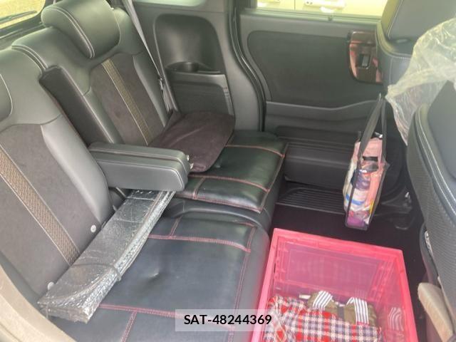 Honda N BOX CUSTOM 2019-10 8371952-7