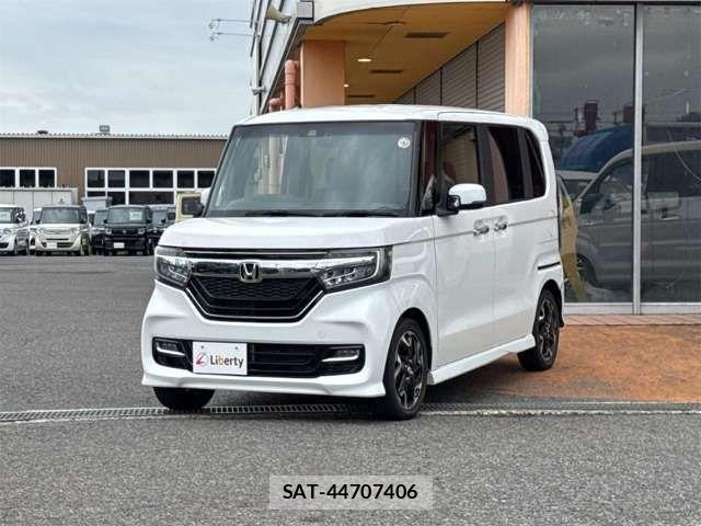 Honda N BOX CUSTOM 2019-10 8371939-15