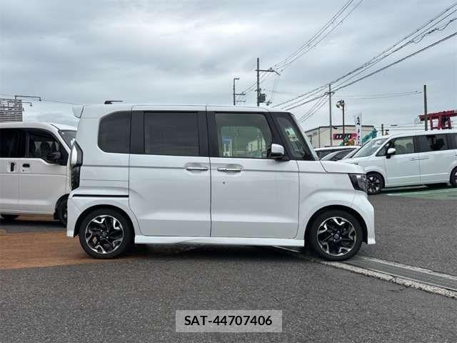Honda N BOX CUSTOM 2019-10 8371939-18