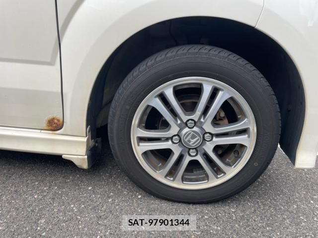Honda N BOX CUSTOM 2016-02 8371957-4