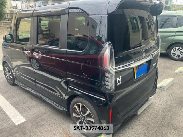 Honda N BOX CUSTOM 2018-01 8371953-2