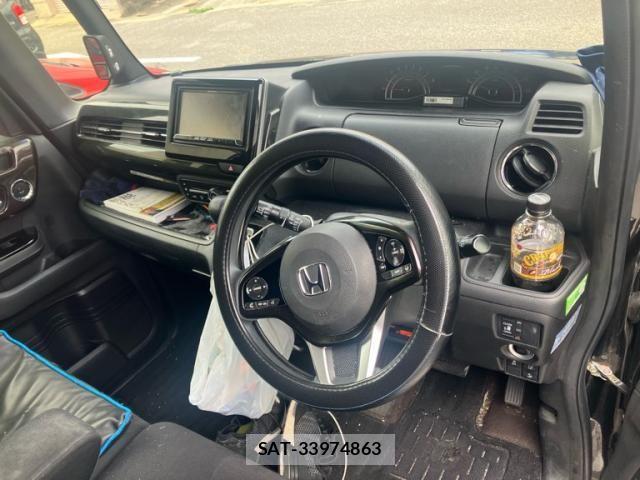 Honda N BOX CUSTOM 2018-01 8371953-8