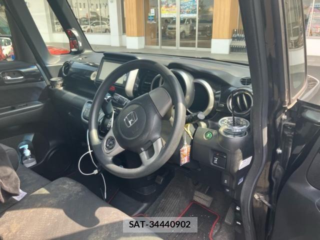 Honda N BOX CUSTOM 2014-02 8413967-10