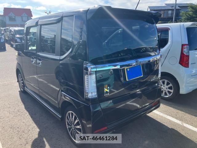Honda N BOX CUSTOM 2013-08 8413952-4