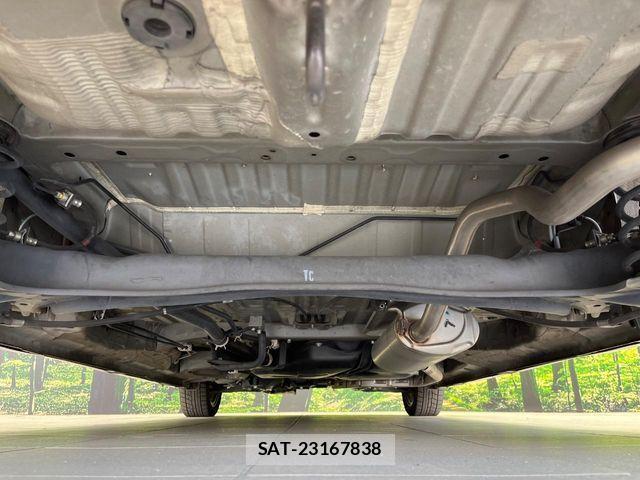 Honda N BOX CUSTOM 2019-01 8413935-18