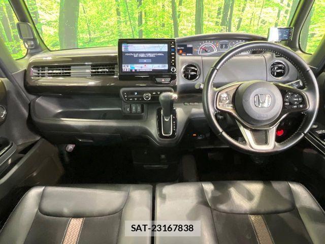 Honda N BOX CUSTOM 2019-01 8413935-1