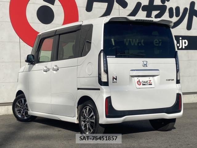 Honda N BOX CUSTOM 2024-02 8413926-14
