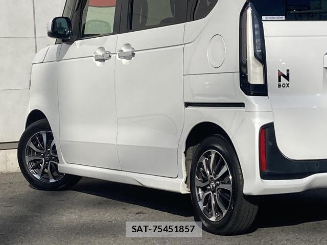 Honda N BOX CUSTOM 2024-02 8413926-15