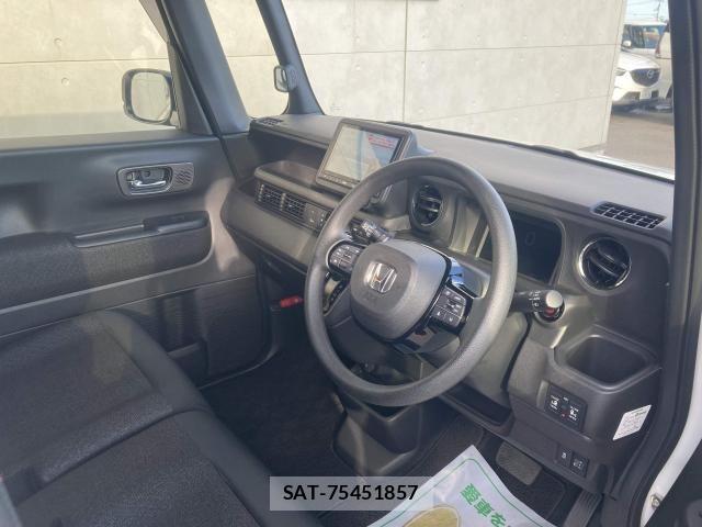 Honda N BOX CUSTOM 2024-02 8413926-20