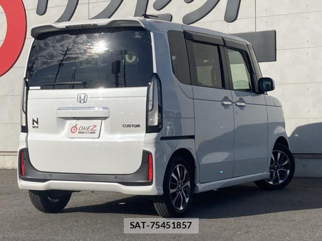 Honda N BOX CUSTOM 2024-02 8413926-2