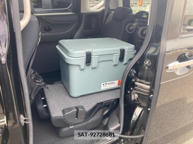 Honda N BOX CUSTOM 2015-01 8413959-18