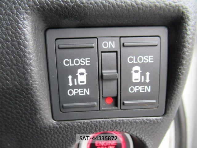 Honda N BOX CUSTOM 2018-07 8413928-22