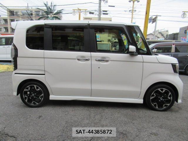 Honda N BOX CUSTOM 2018-07 8413928-3