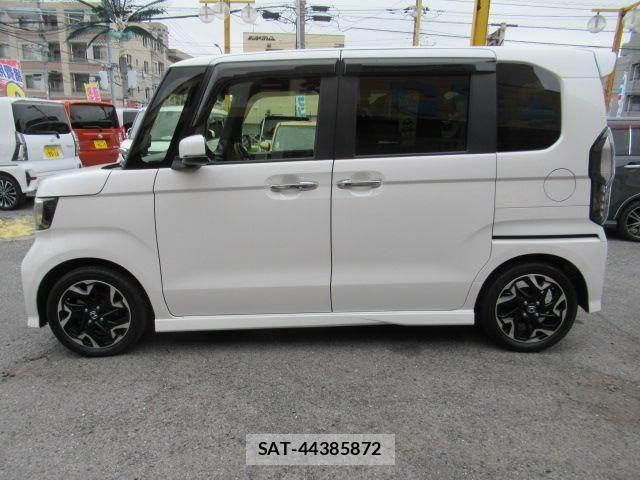 Honda N BOX CUSTOM 2018-07 8413928-4