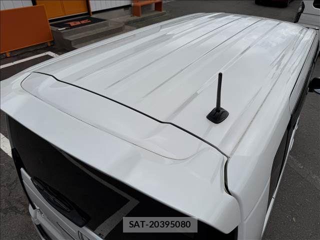Honda N BOX CUSTOM 2024-08 8413925-18