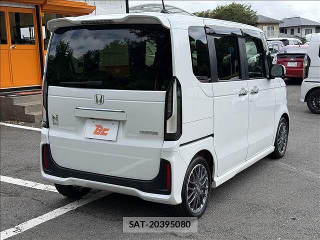 Honda N BOX CUSTOM 2024-08 8413925-23