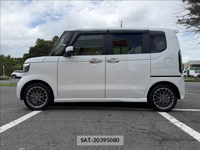 Honda N BOX CUSTOM 2024-08 8413925-5
