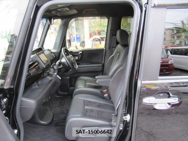 Honda N BOX CUSTOM 2021-09 8413927-12