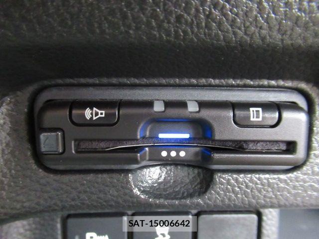 Honda N BOX CUSTOM 2021-09 8413927-18