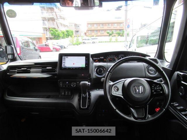 Honda N BOX CUSTOM 2021-09 8413927-1