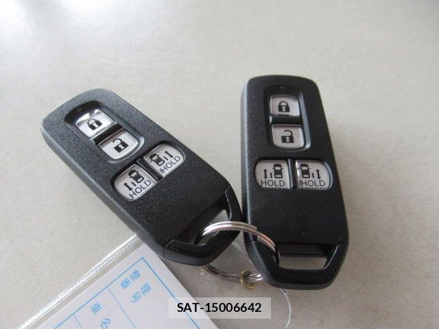 Honda N BOX CUSTOM 2021-09 8413927-20