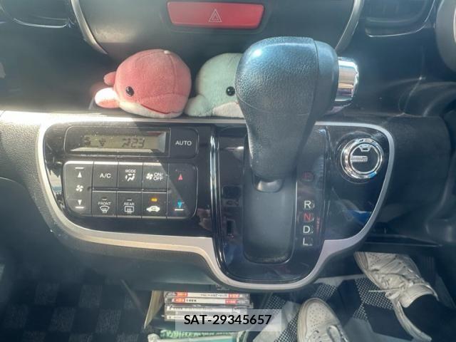 Honda N BOX CUSTOM 2014-03 8413966-26