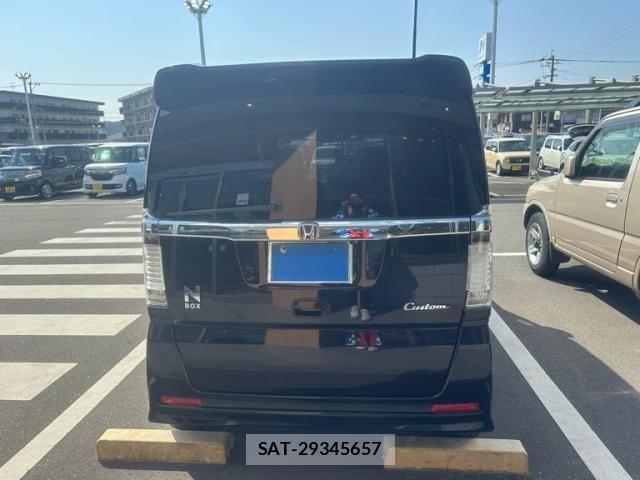 Honda N BOX CUSTOM 2014-03 8413966-4