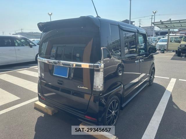 Honda N BOX CUSTOM 2014-03 8413966-5