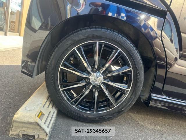 Honda N BOX CUSTOM 2014-03 8413966-8