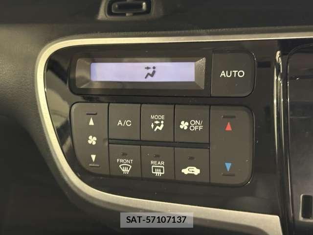 Honda N BOX CUSTOM 2017-06 8413944-22