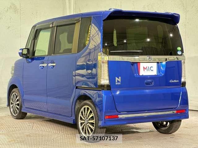 Honda N BOX CUSTOM 2017-06 8413944-6