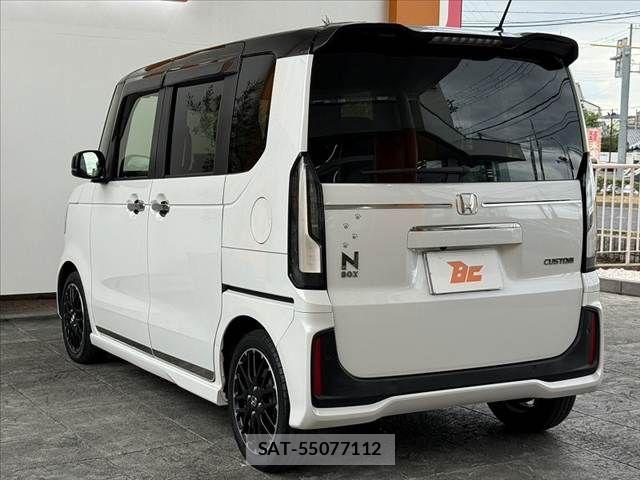 Honda N BOX CUSTOM 2024-05 8413923-12