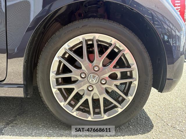 Honda N BOX CUSTOM 2025-09 8413922-3
