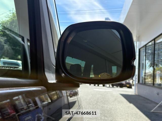 Honda N BOX CUSTOM 2025-09 8413922-4