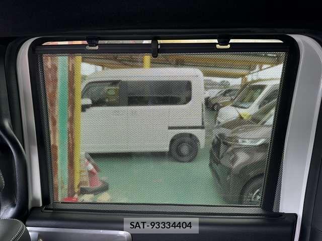 Honda N BOX CUSTOM 2022-04 8413914-8