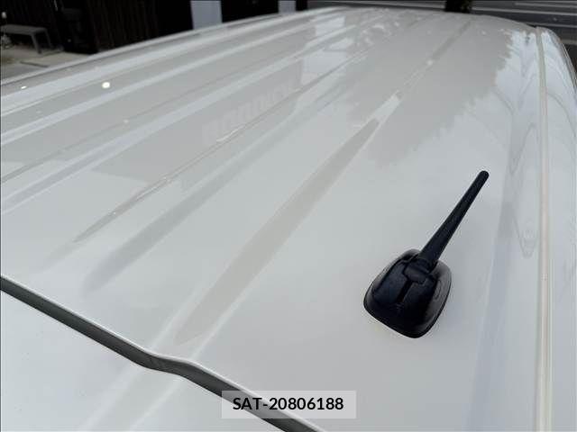 Honda N BOX CUSTOM 2018-04 8413950-18