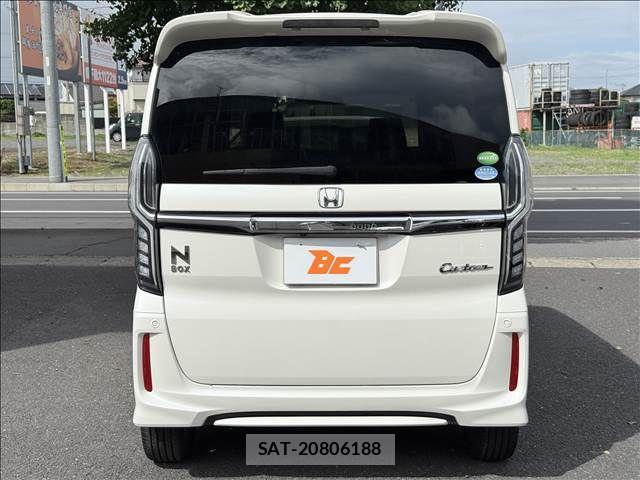 Honda N BOX CUSTOM 2018-04 8413950-22