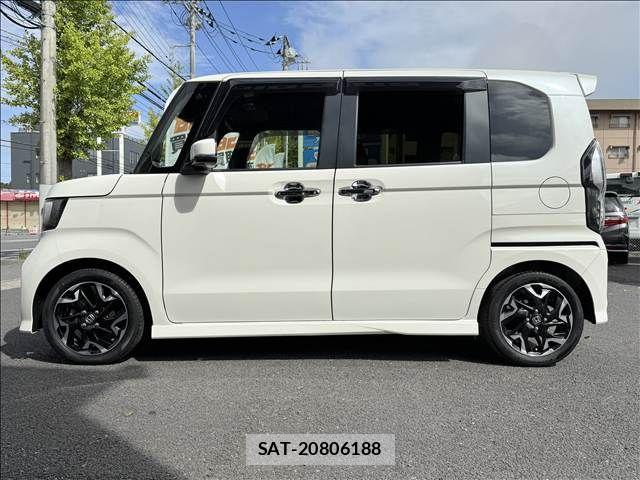 Honda N BOX CUSTOM 2018-04 8413950-5