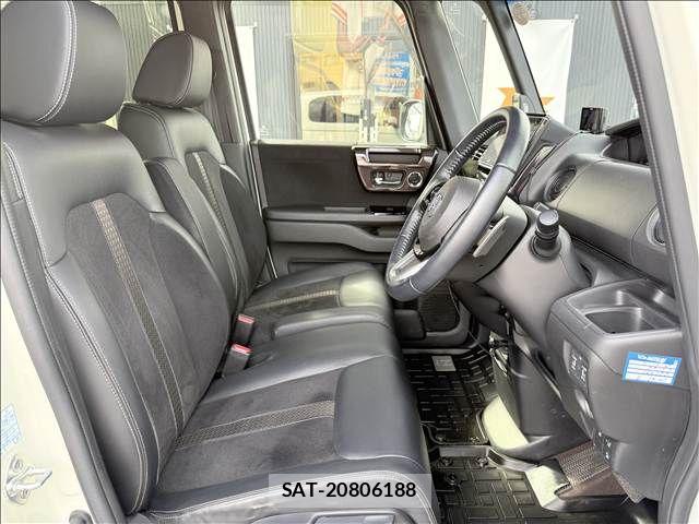 Honda N BOX CUSTOM 2018-04 8413950-8