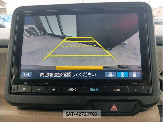 Honda N BOX CUSTOM 2024-05 8438546-14