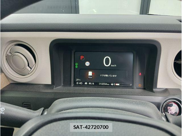 Honda N BOX CUSTOM 2024-05 8438546-17
