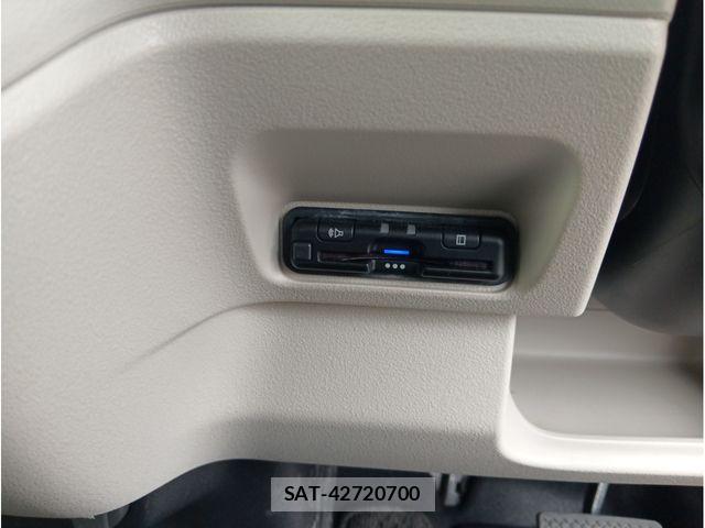 Honda N BOX CUSTOM 2024-05 8438546-20