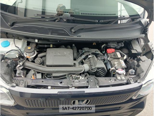 Honda N BOX CUSTOM 2024-05 8438546-28