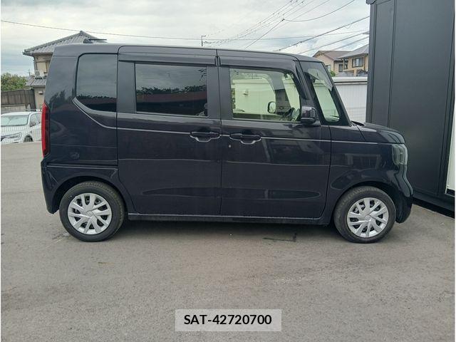 Honda N BOX CUSTOM 2024-05 8438546-3
